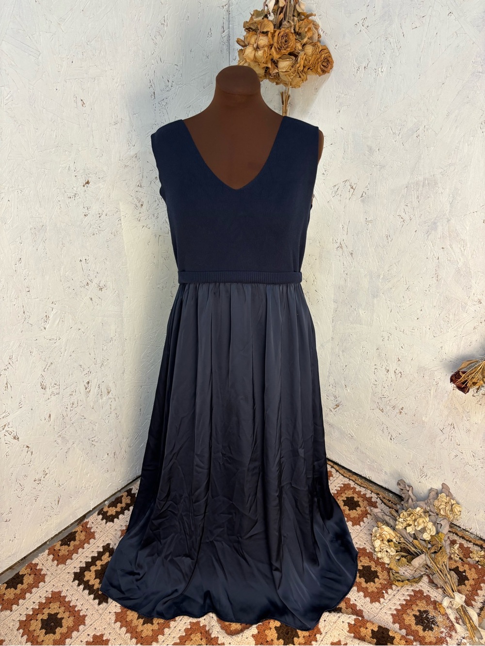 TAYLOR V Neck Satin Knit Split Deep Navy Maxi Dress Womens XLarge